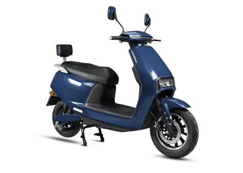 less weight scooters in india
